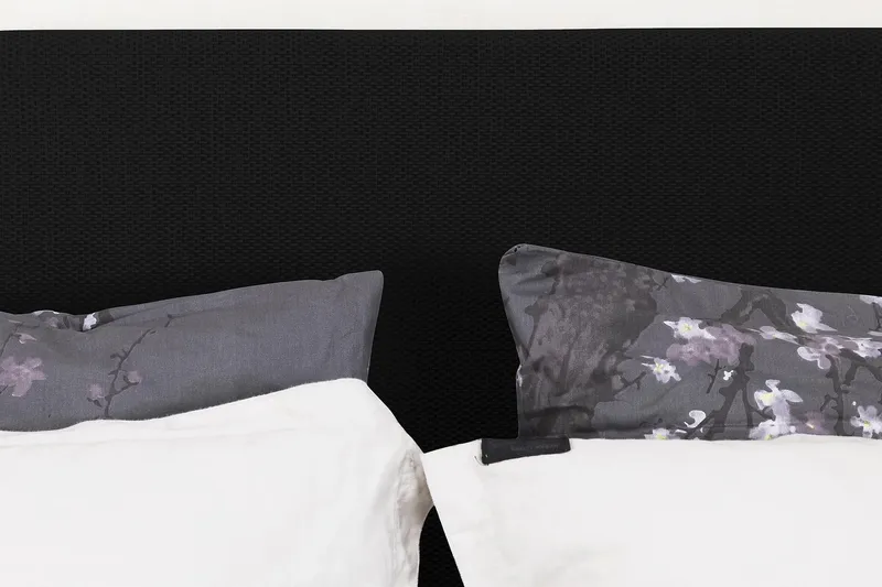 Princess Kontinentalsäng 140x200cm - Svart - Möbler - Säng - Kontinentalsäng