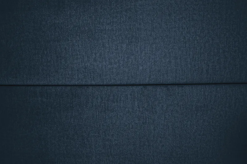 Royal Velvet Komplett Sängpaket 160x200 cm - Mörkblå med Låga Rosében - Möbler - Säng - Kontinentalsäng