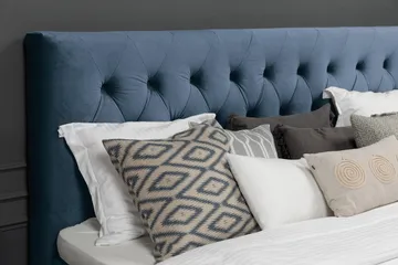 Royal Velvet Komplett Sängpaket 180x200 cm - Mörkblå med Låga Guldben - Möbler - Säng - Kontinentalsäng