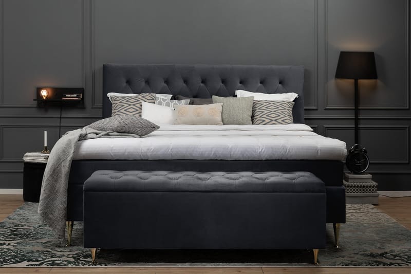 Royal Velvet Komplett Sängpaket 180x200 cm - Svart med Höga Rosében - Möbler - Säng - Kontinentalsäng