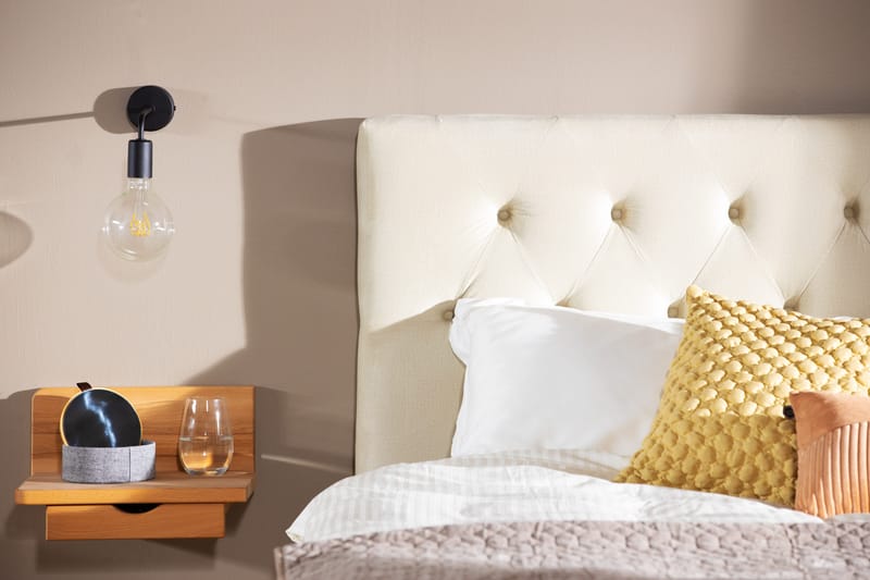 Royal Velvet Komplett Sängpaket 210x210 cm - Beige med svarta svarvade ben - Möbler - Säng - Kontinentalsäng