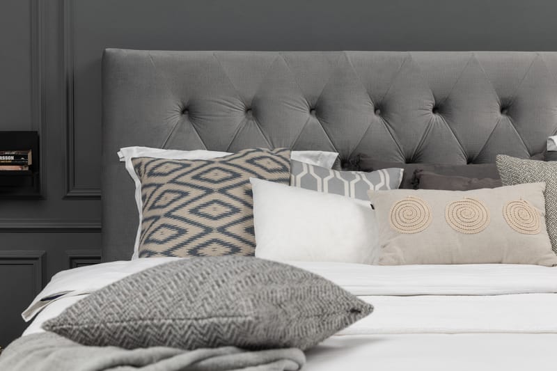 Royal Velvet Komplett Sängpaket 210x210 cm - Ljusgrå med Svarvade Ben - Möbler - Säng - Komplett sängpaket