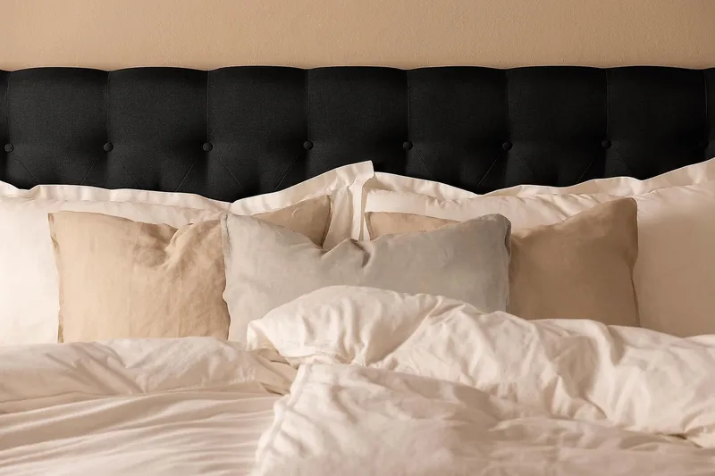 Scarlett Kontinentalsäng 180x200 Skummadrass - Svart - Möbler - Säng - Kontinentalsäng