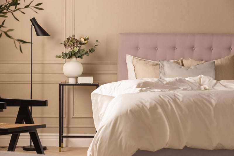 Scarlett Sängpaket 120x200 Latexmadrass - Knappad gavel Rosa - Möbler - Säng - Komplett sängpaket