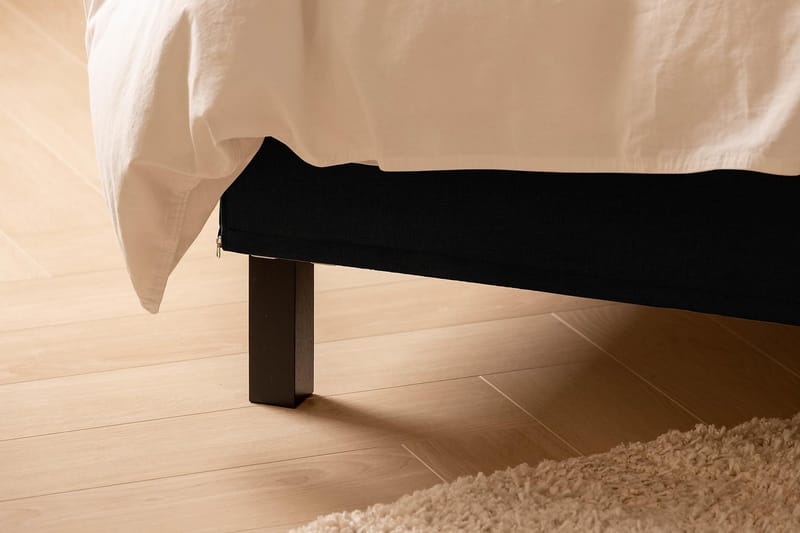 Scarlett Sängpaket 120x200 Skummadrass - Knappad gavel Svart - Möbler - Säng - Komplett sängpaket