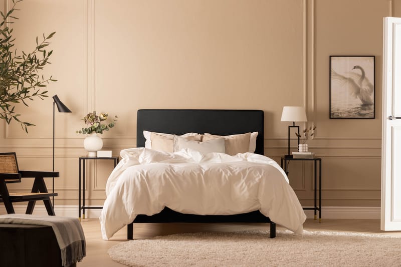 Scarlett Sängpaket 140x200 Skummadrass - Slät gavel Svart - Möbler - Säng - Komplett sängpaket