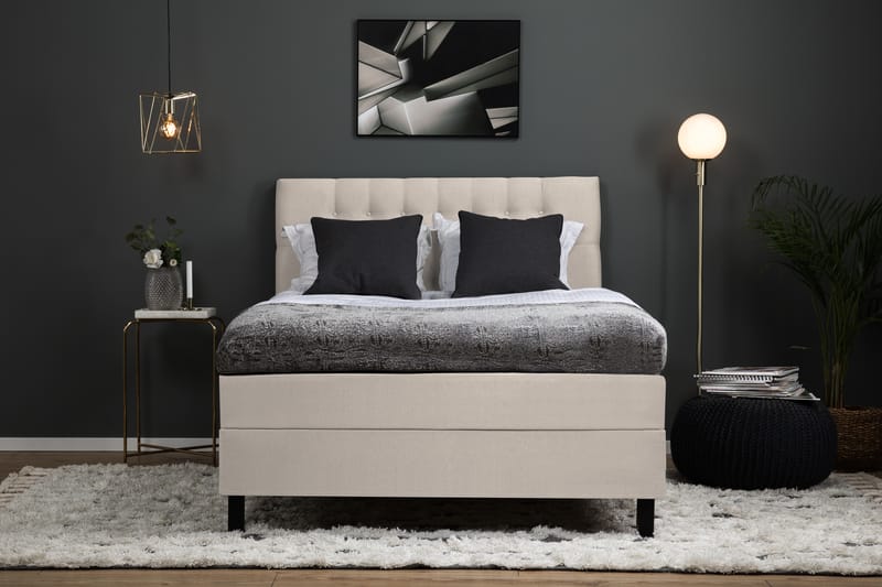 Lucky Komplett Sängpaket 140x200 cm med Sänggavel Fast + Madrasskydd - Beige - Möbler - Säng - Komplett sängpaket