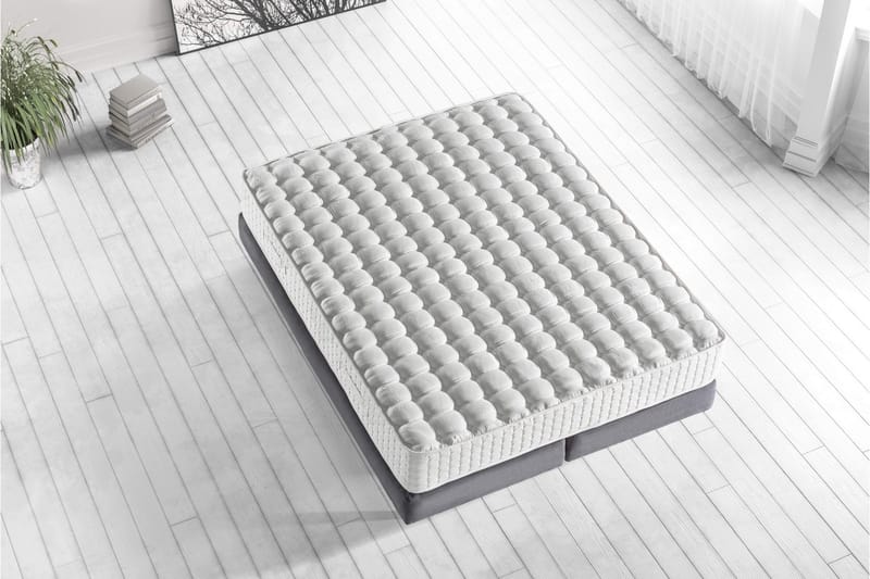 Resårmadrass 200x200 cm - Vit - Möbler - Säng - Madrasser - Resårmadrass & resårbotten