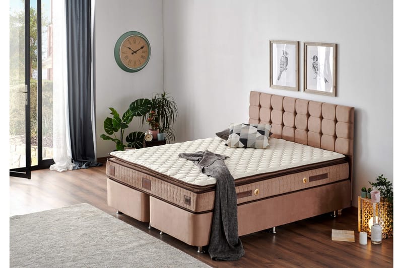 Resårmadrass 200x200 cm - Vit/Brun - Möbler - Säng - Madrasser - Resårmadrass & resårbotten