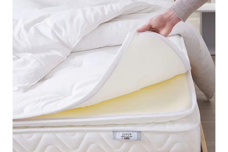 Luxusa Skummadrass 140x200 cmmed Avtagbar Klädsel - Beige - Möbler - Säng - Madrasser - Skummadrass