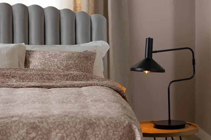 Princess Komplett Sängpaket – Kontinentalsäng 180x200 cm i Tyg med Sänggavel + Bäddmadrass med Fasthetsgrad Medium - Grå - Möbler - Säng - Komplett sängpaket