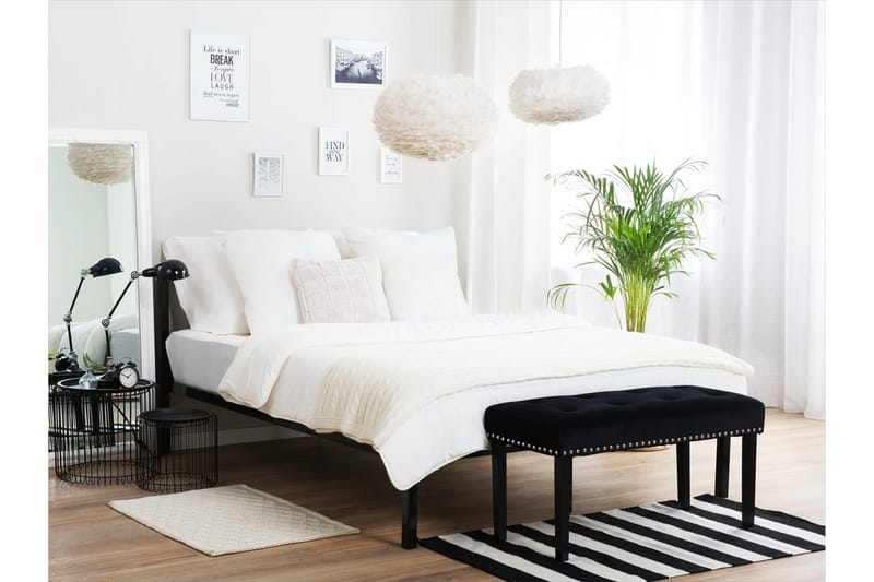 Cusset Sängram 180x200 cm - Svart - Möbler - Säng - Ramsäng
