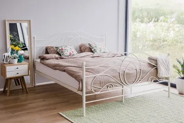 Lyra Dubbelsäng 160200 cm - Vit - Möbler - Säng - Sängram & sängstomme
