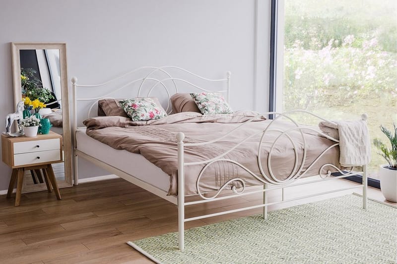 Lyra Dubbelsäng 160200 cm - Vit - Möbler - Säng - Ramsäng