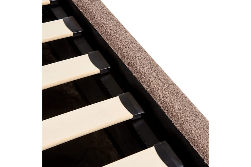 Säng med förvaring Orbey - Brun, 140x200 cm - Möbler - Säng - Sängram & sängstomme