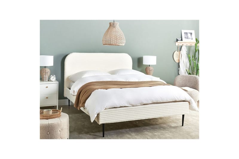 Säng med lamellram Flayat - Vit, Svart, 140x200 cm - Möbler - Säng - Sängram & sängstomme