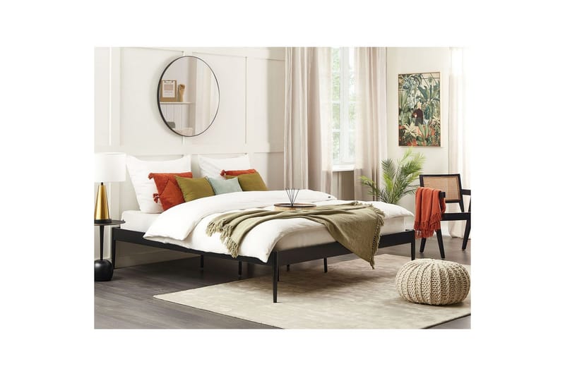 Säng med lamellram Vaurs - Svart, 180x200 cm - Möbler - Säng - Sängram & sängstomme