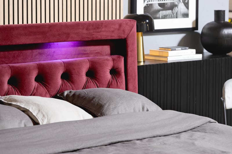 Francisco Sängpaket 160x200 med Lyftförvaring LED-belysning - Röd - Komplett sängpaket - Sängar med förvaring