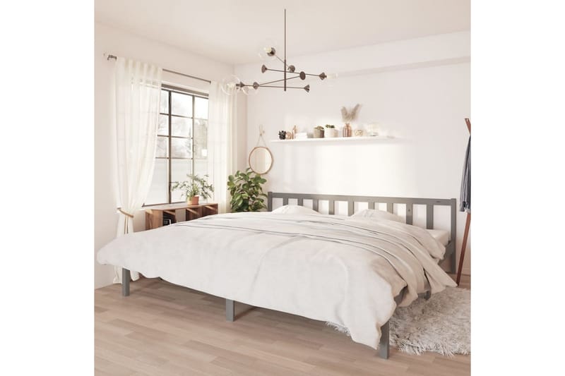 Sängram grå massiv furu 200x200 cm - Grå - Möbler - Säng - Sängram & sängstomme