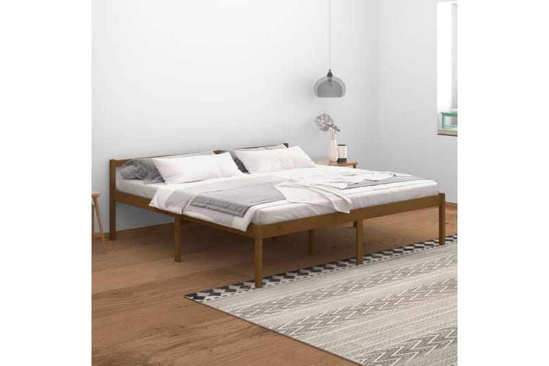 Sängram honungsbrun massiv furu 200x200 cm - Honung - Möbler - Säng - Sängram & sängstomme