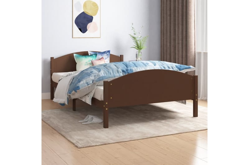 Sängram mörkbrun massiv furu 120x200 cm - Mörkbrun - Möbler - Säng - Sängram & sängstomme