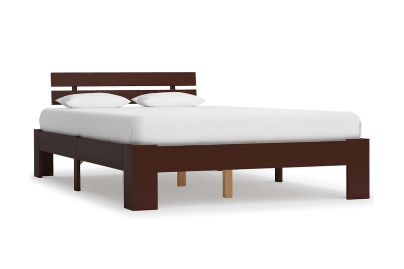 Sängram mörkbrun massiv furu 140x200 cm - Brun - Möbler - Säng - Sängram & sängstomme