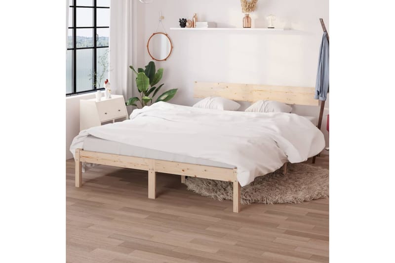 Sängram massiv furu 135x190 cm UK dubbel - Brun - Möbler - Säng - Sängram & sängstomme