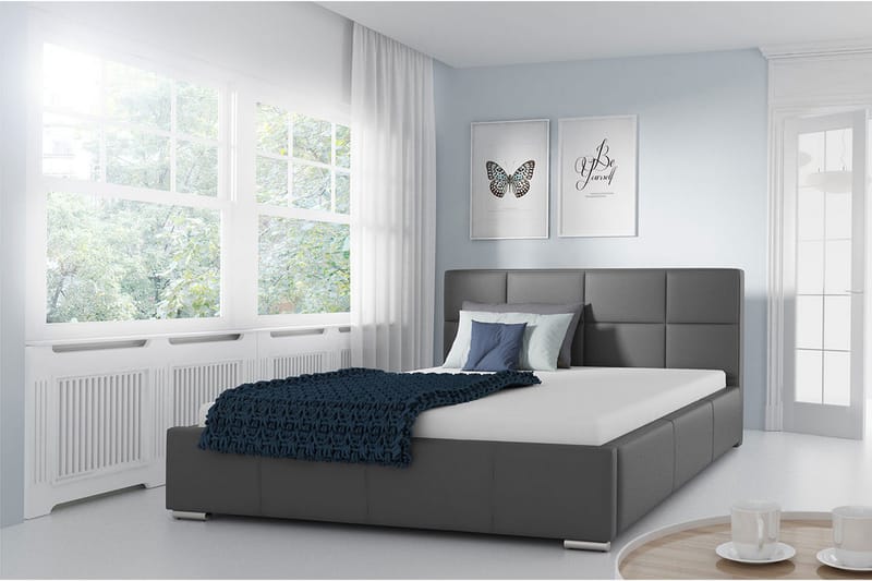 Sirdal Komplett Sängpaket 180x200 cm i Konstläder med Förvaring och Sänggavel + Bäddmadrass - Grå - Möbler - Säng - Sängram & sängstomme