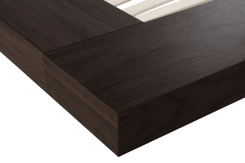 Zen Komplett Sängpaket – Dubbelsäng 180x200 cm i Trä och Läder med Sänggavel + Bäddmadrass med Fasthetsgrad - Trä|Natur - Möbler - Säng - Sängram & sängstomme