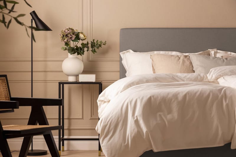 Scarlett Knappad gavel 120 - Grå - Möbler - Säng - Sängtillbehör & sänggavel - Sänggavlar & huvudgavlar