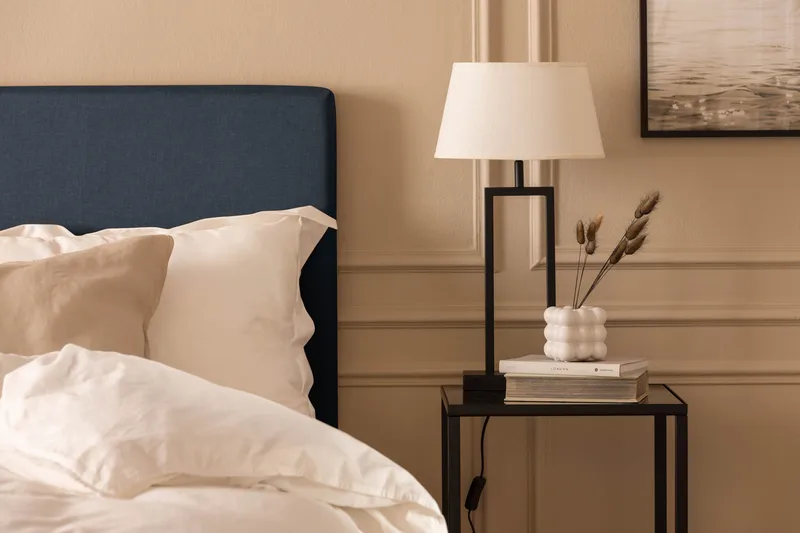 Scarlett Knappad gavel 140 - Blå - Möbler - Säng - Sängtillbehör & sänggavel - Sänggavlar & huvudgavlar