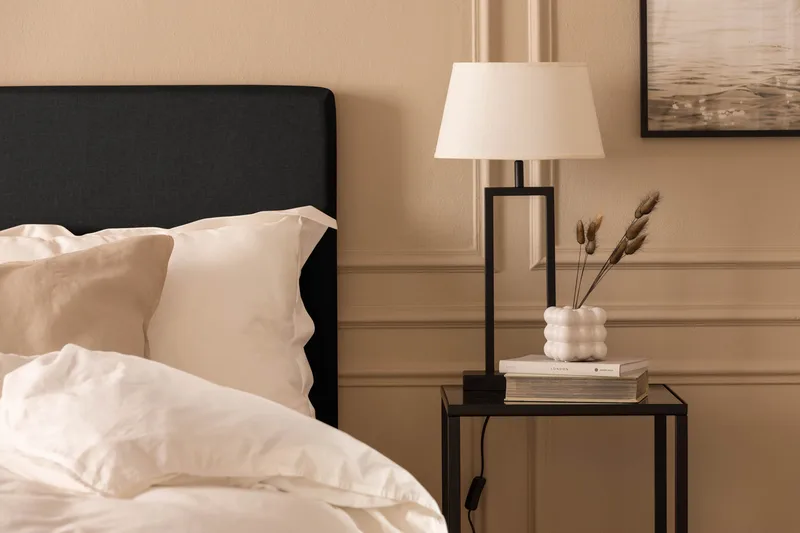 Scarlett Knappad gavel 90 - Svart - Möbler - Säng - Sängtillbehör & sänggavel - Sänggavlar & huvudgavlar