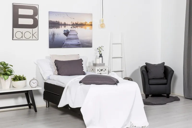 Detroit Ställbar Säng 90x200 cm Höj och sänkbar - Svart - Möbler - Säng - Ställbara sängar