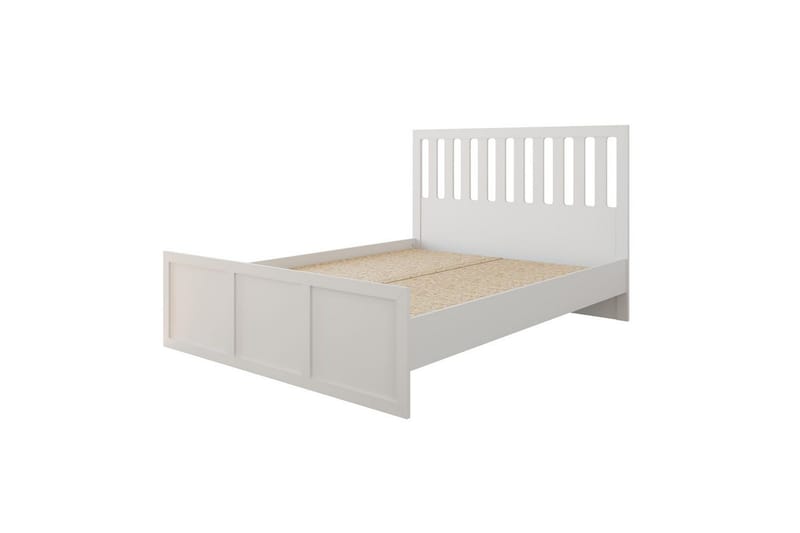 Vyric Sängram, Matt Vit