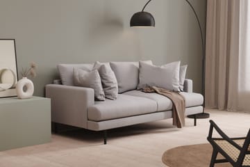 Menard 3-sits Djup Tygsoffa - Ljusgrå - Möbler - Soffa - 3 sits soffa