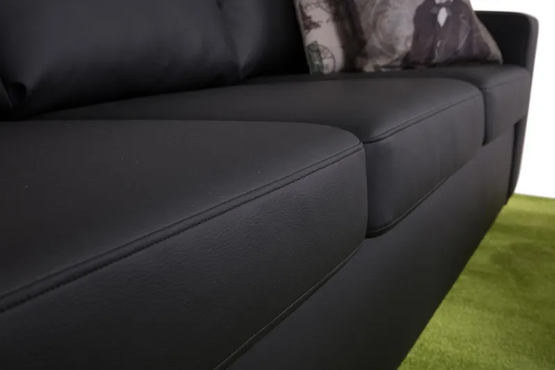 Crazy 3-sits Soffa i Konstläder - Svart - Möbler - Soffa - Skinnsoffor