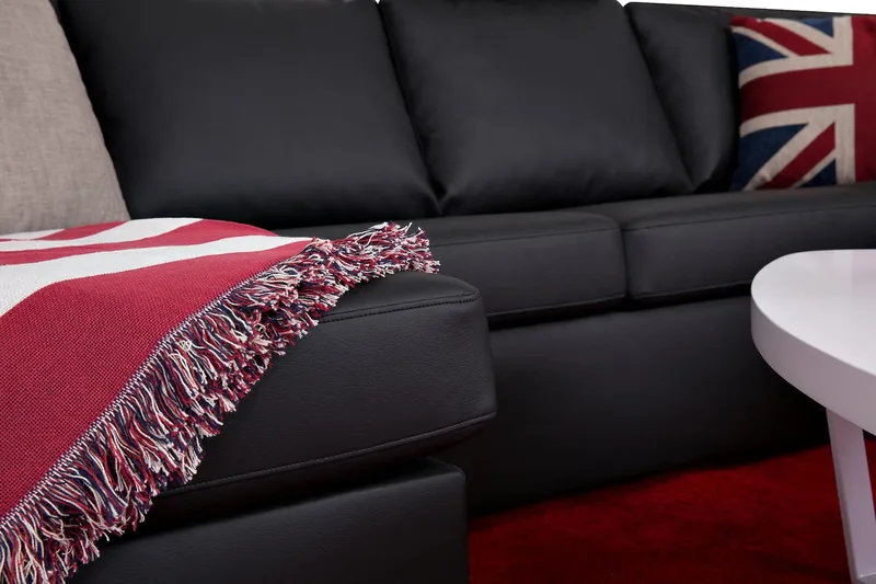 Crazy 4-sits Högervänd U-formad Large Soffa med Divan och Schäslong i Konstläder - Svart - Möbler - Soffa - Skinnsoffor