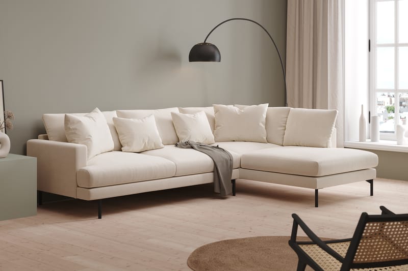 Menard 4-sits Högervänd L-formad Schäslongsoffa i Sammet - Krämvit - Möbler - Soffa - Divansoffor & schäslongsoffa