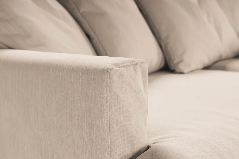 Menard 4-sits Högervänd L-formad Schäslongsoffa i Tyg - Beige - Möbler - Soffa - Divansoffor & schäslongsoffa