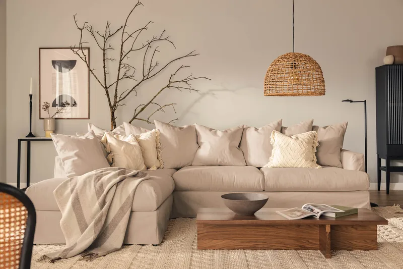 Menard 4-sits Vänstervänd L-formad Djup Schäslongsoffa i Tyg - Beige - Möbler - Soffa - Divansoffor & schäslongsoffa