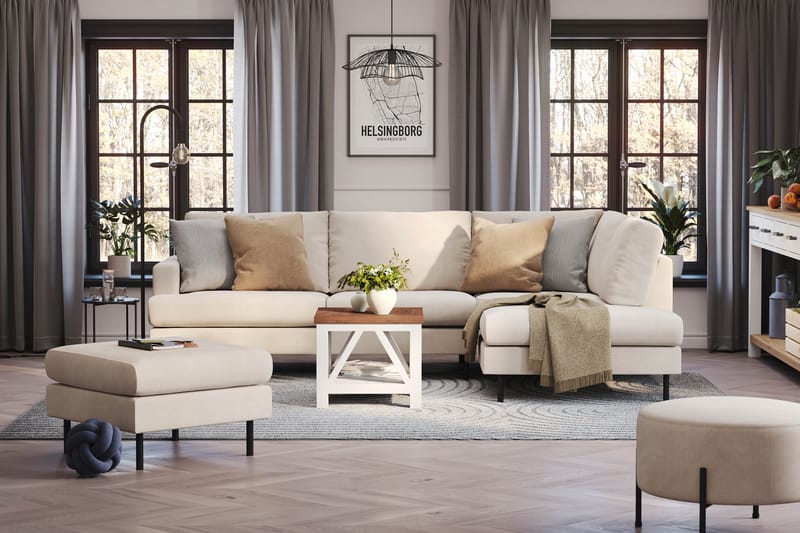 Menard Compact 4-sits Högervänd L-formad Schäslongsoffa i Manchester - Beige - Möbler - Soffa - Divansoffor & schäslongsoffa