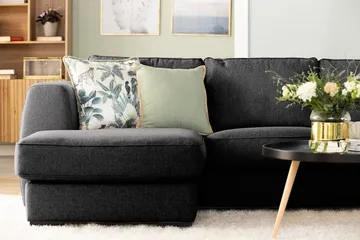 Optus 4-sits Vänstervänd L-formad Schäslongsoffa i Tyg - Mörkgrå - Möbler - Soffa - Divansoffor & schäslongsoffa