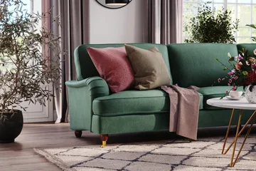 Howard Lyx 6-sits Högervänd L-formad Hörnsoffa i Sammet - Mörkgrön - Möbler - Soffa - Howardsoffor