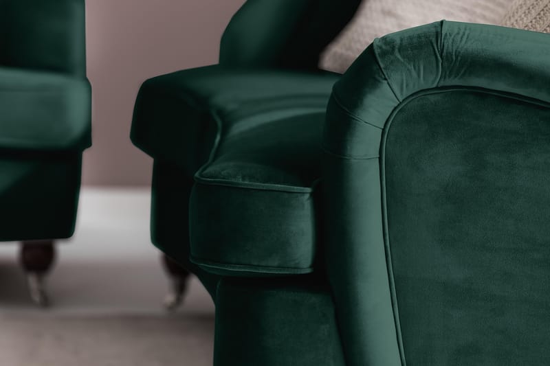 Howard Riviera 3-sits Svängd Sammetssoffa - Grön - Möbler - Soffa - Howardsoffor