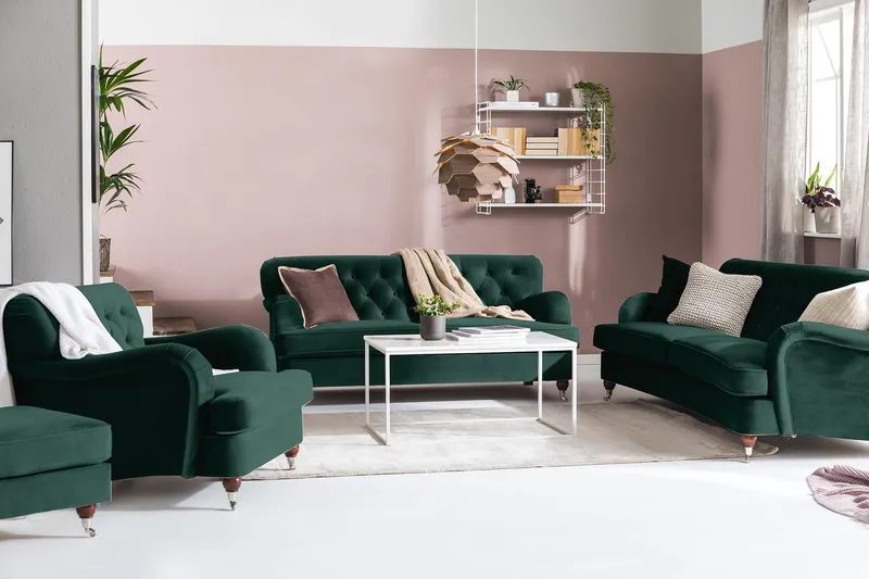 Howard Riviera 3-sits Svängd Sammetssoffa - Grön - Möbler - Soffa - Howardsoffor