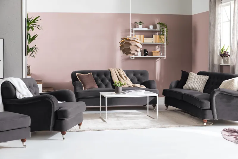 Howard Riviera 3-sits Svängd Sammetssoffa - Mörkgrå - Möbler - Soffa - Howardsoffor