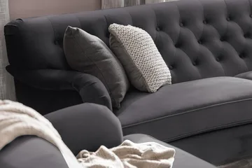 Howard Riviera 3-sits Svängd Sammetssoffa - Mörkgrå - Möbler - Soffa - Howardsoffor