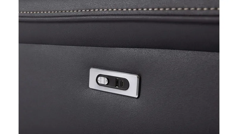 Livaro Reclinersoffa 3-sits Elektrisk - Svart - Möbler - Soffa - 3 sits soffa