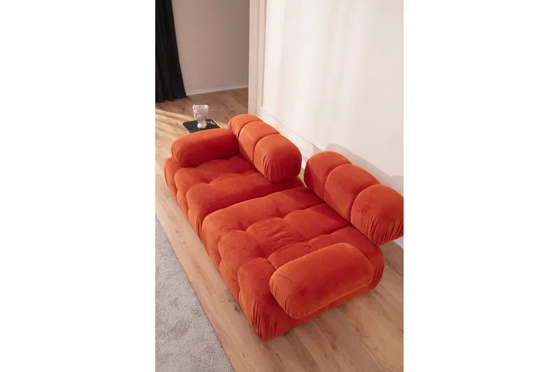 Belgin Bubblig divansoffa 2-sits med utfällbara armstöd och ryggstöd - Röd Manchester - Möbler - Soffa - Modulsoffor - Komplett modulsoffa