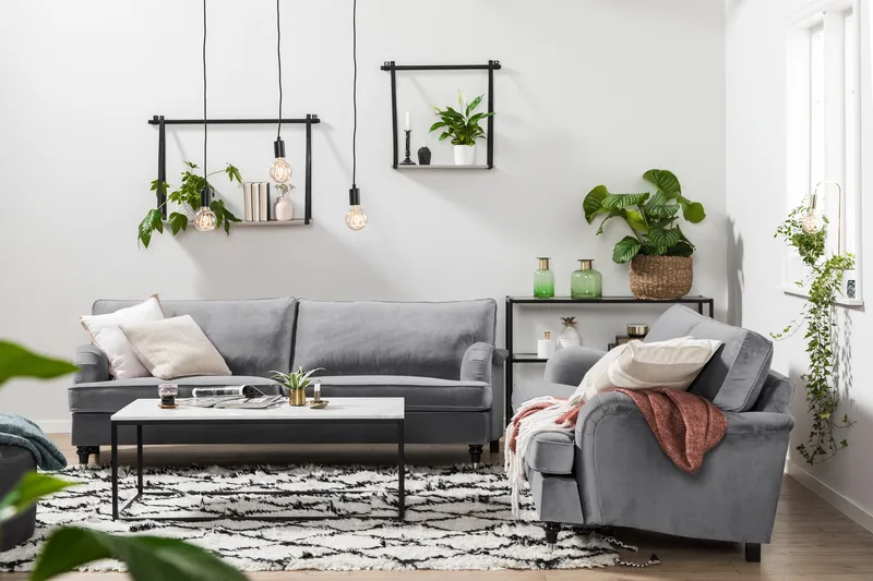 Howard soffa utan divan & schäslong Bloomington Howard Classic Sammetssoffa 3,5-sits Vera 2, Grå Sammet - Möbler - Soffa - 3 sits soffa